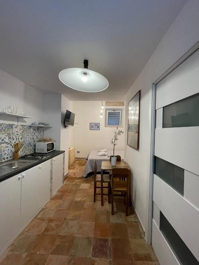 Appartement La Dimora Del Santo à Naples Extérieur photo